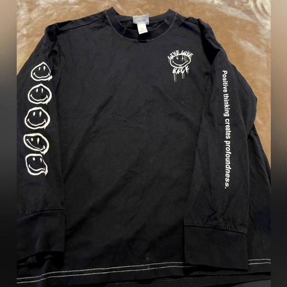 H&M Other - Smiley X H&M Cotton Black Long Sleeve Graphic Tee Size Xs